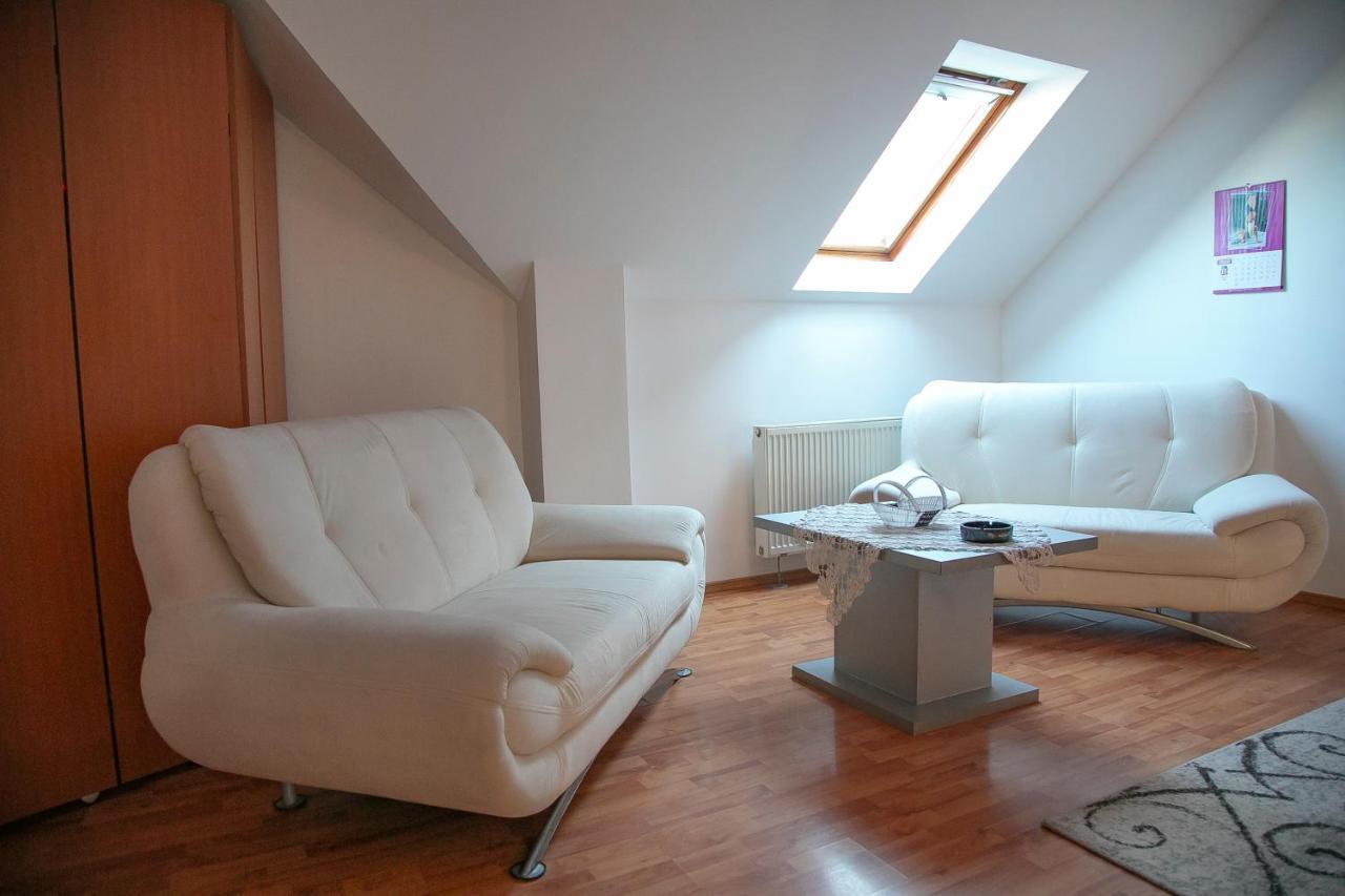 Xxl-House Apartamento Târgu-Mureş Exterior foto