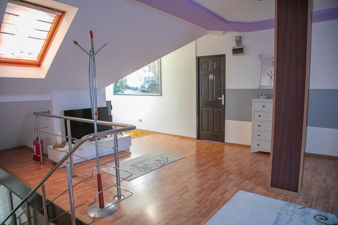 Xxl-House Apartamento Târgu-Mureş Exterior foto
